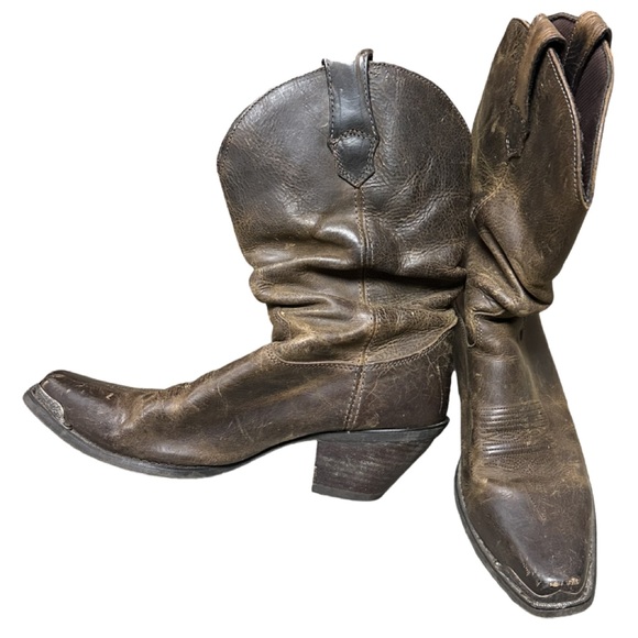 Durango Shoes - 17 likes on these, they’re $5. Let’s go people!!